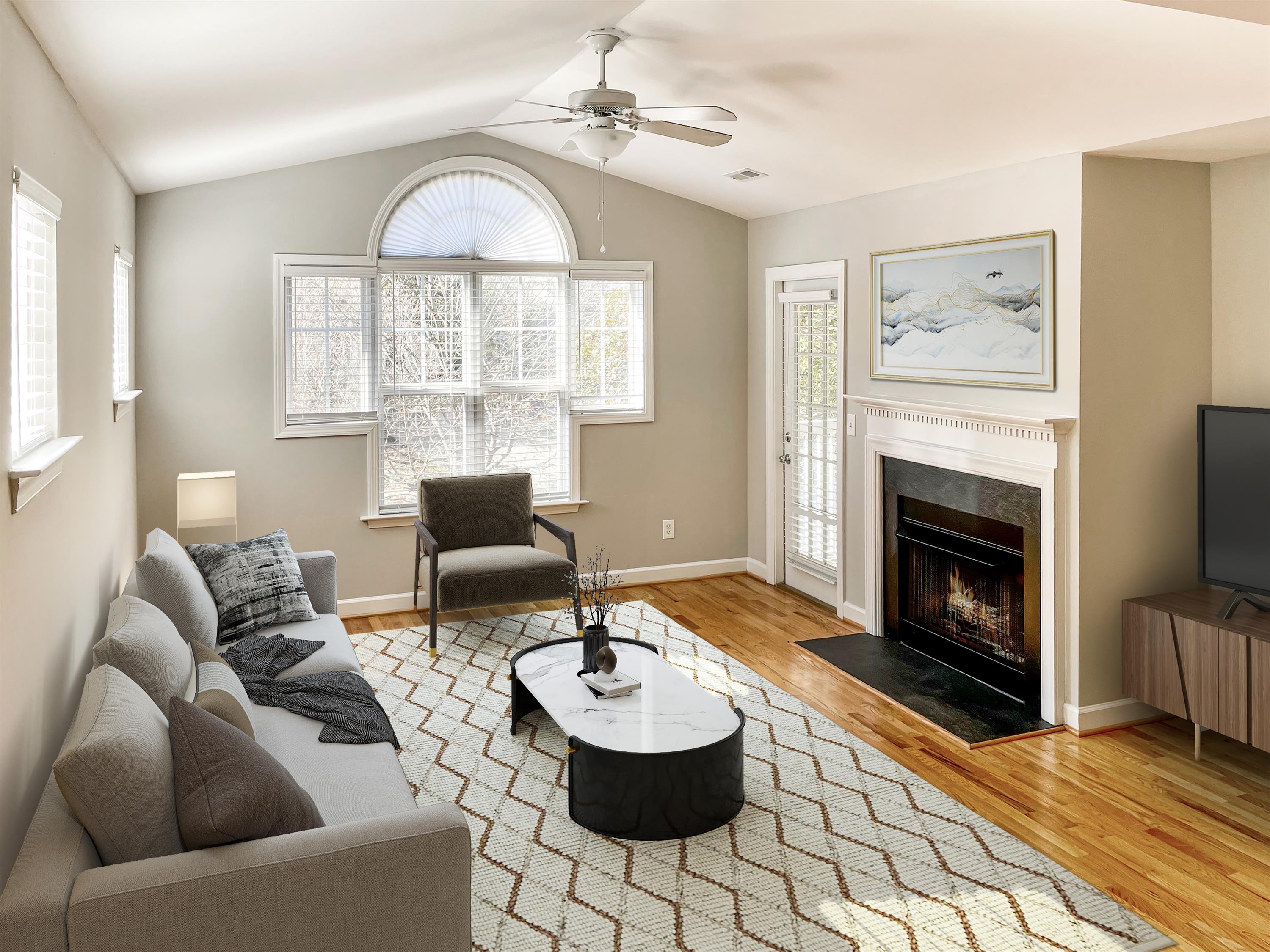 1700 Lombardy cir - E